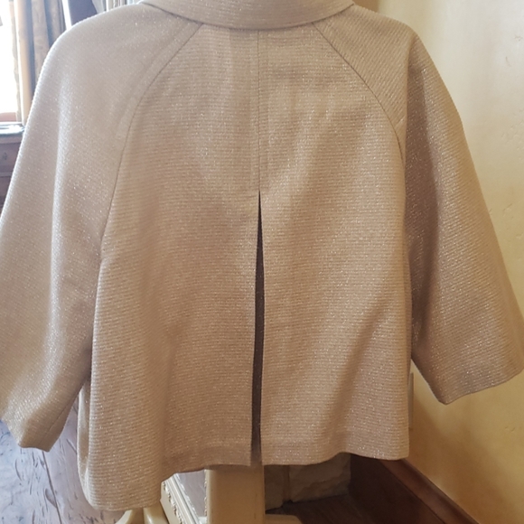 Jacket - Picture 5 of 5